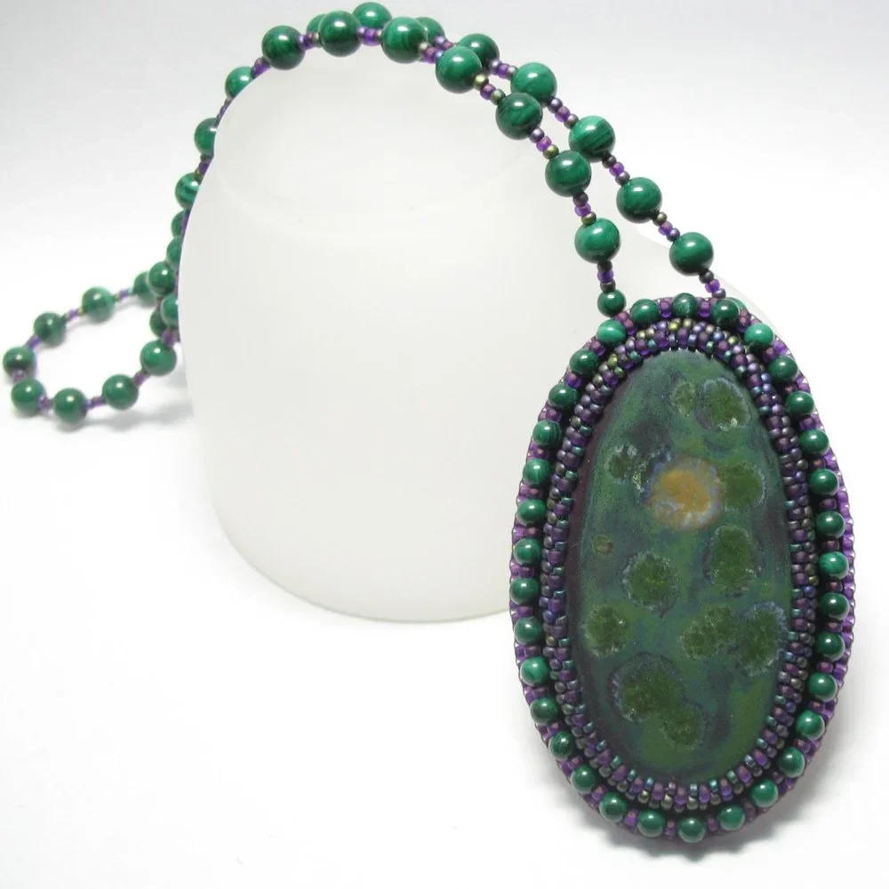 Ooak Artisan Cabochon and Malachite necklace